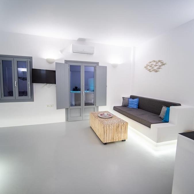 Majestic Sky Luxury Suites Megalochori  Esterno foto