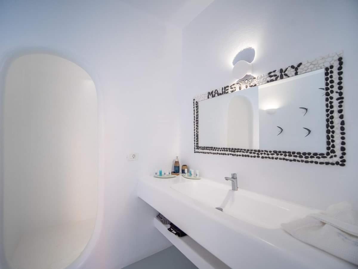 Majestic Sky Luxury Suites Megalochori  Esterno foto